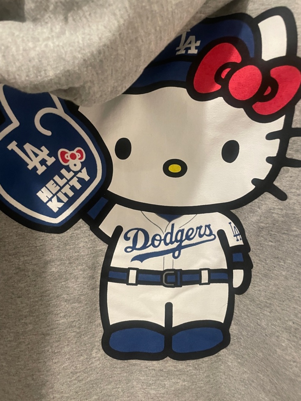 Hello Kitty Dodgers hoodie - new with tags - Picture 6 of 11